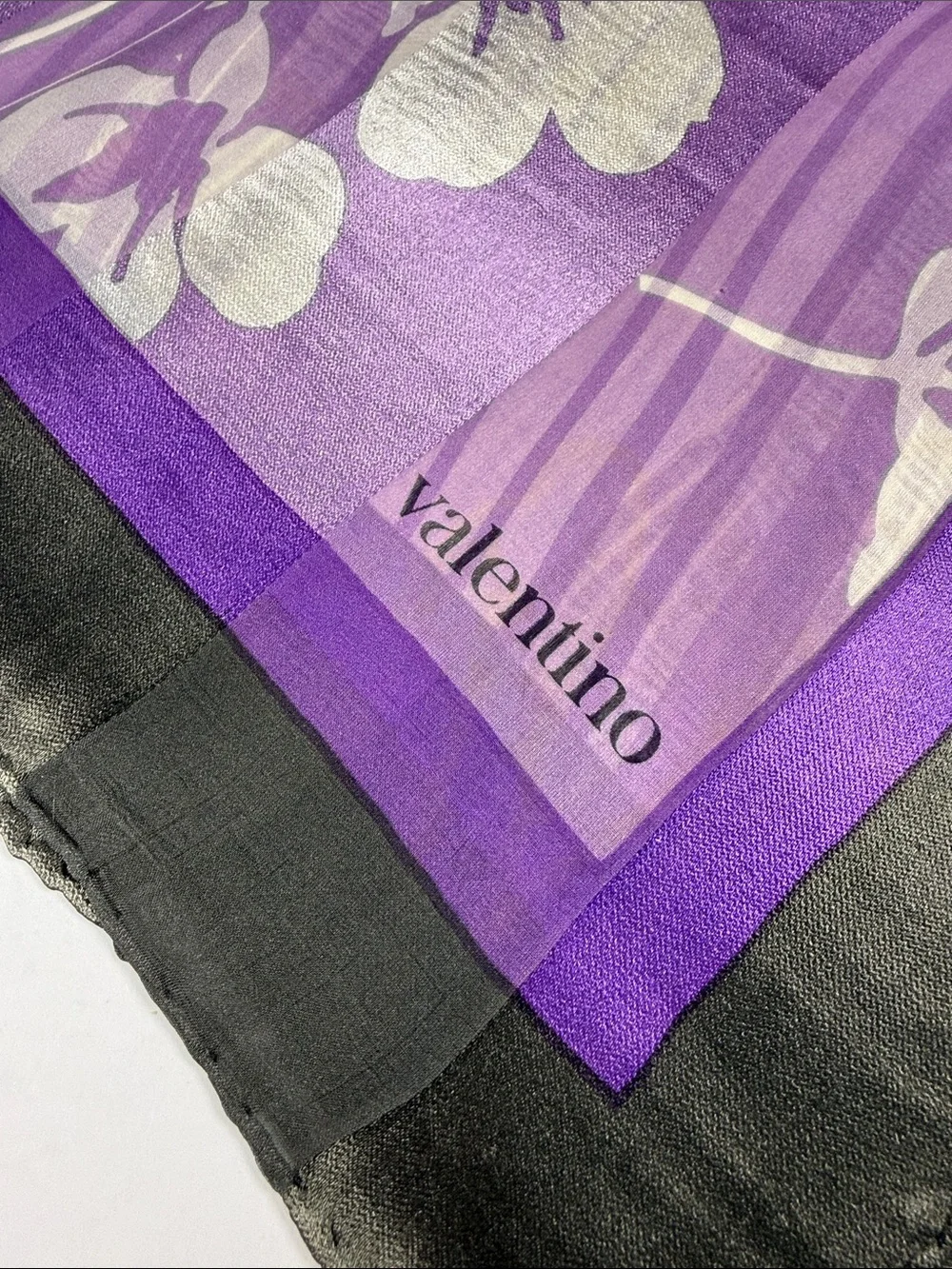 Vintage ca 1980-90, Valentino Lavender and Black Floral Silk scarf